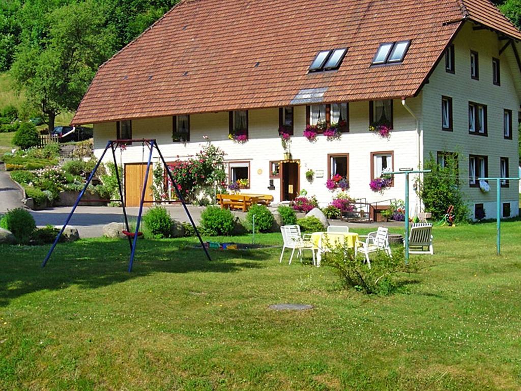 Appartamento Country Style Flat With Garden Triberg im Schwarzwald Esterno foto